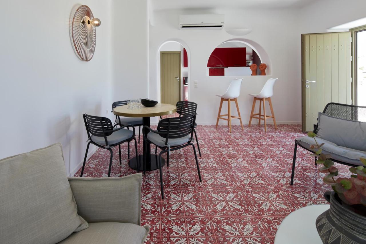 Santorini Hillside Suites & Villas Pýrgos Exteriör bild