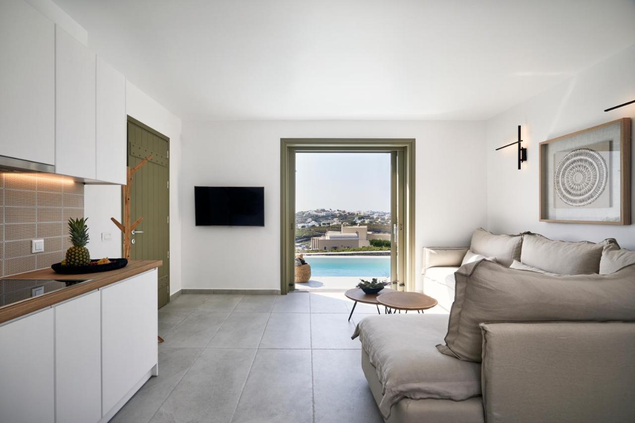 Santorini Hillside Suites & Villas Pýrgos Exteriör bild