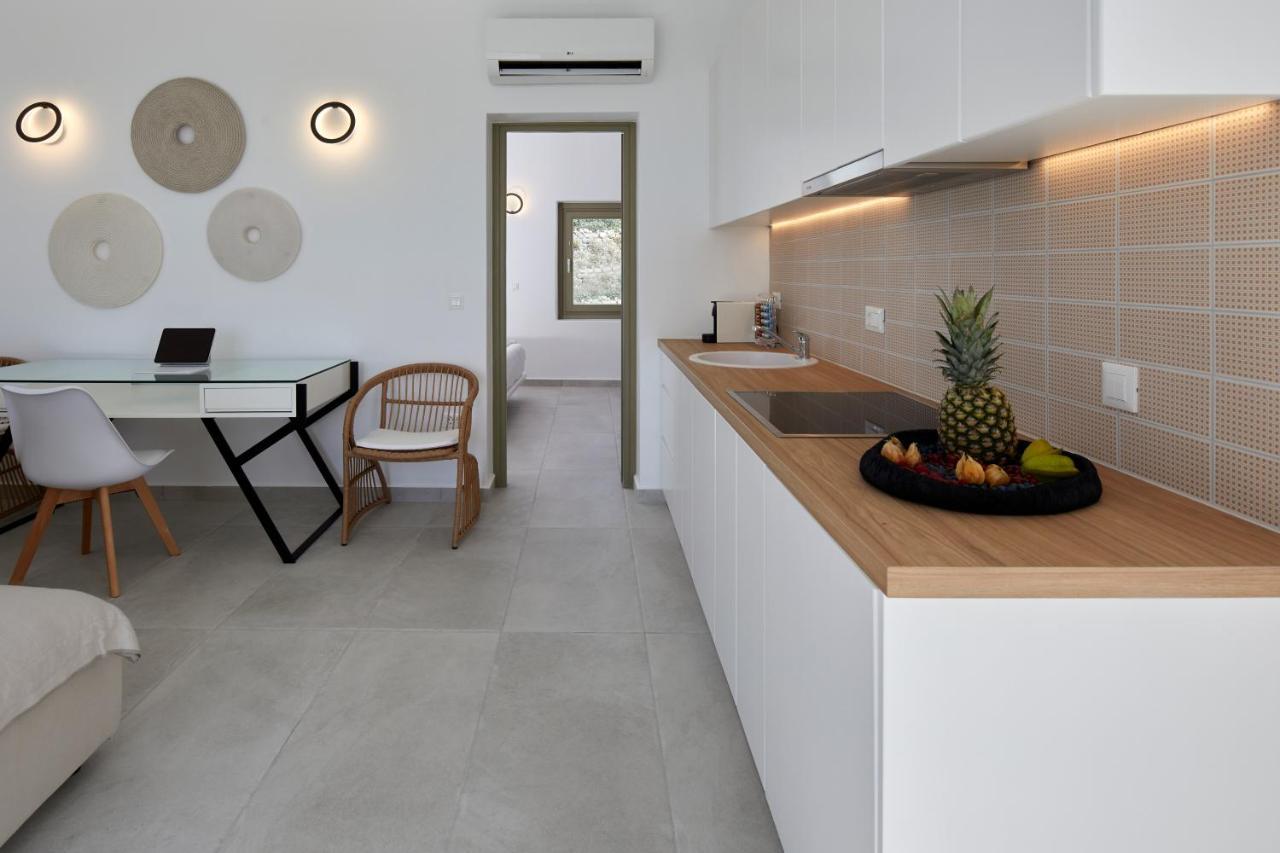 Santorini Hillside Suites & Villas Pýrgos Exteriör bild